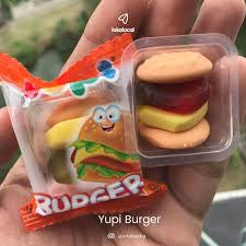 Yupi Gummy Burger 72 Pieces